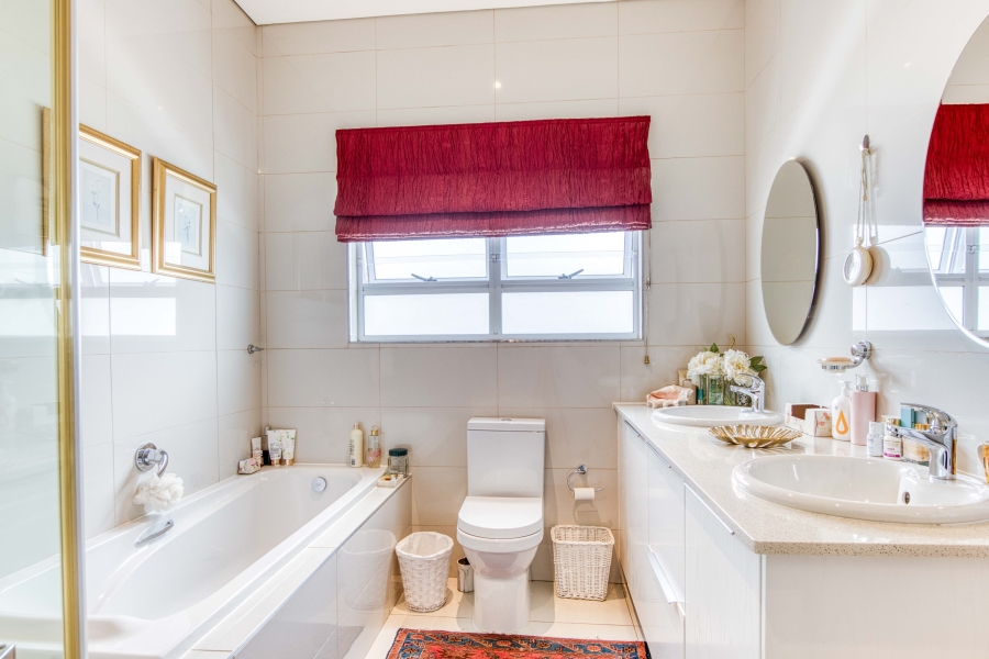 3 Bedroom Property for Sale in Fernwood Western Cape